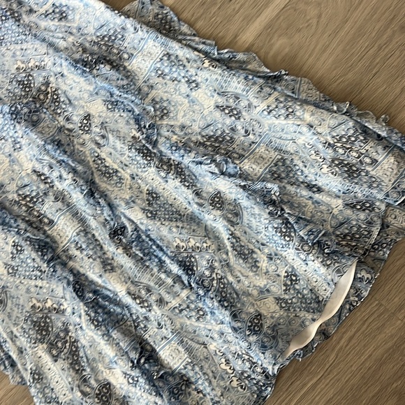 Lauren Ralph Lauren 100%Silk Skirt with ruffles - Picture 3 of 7